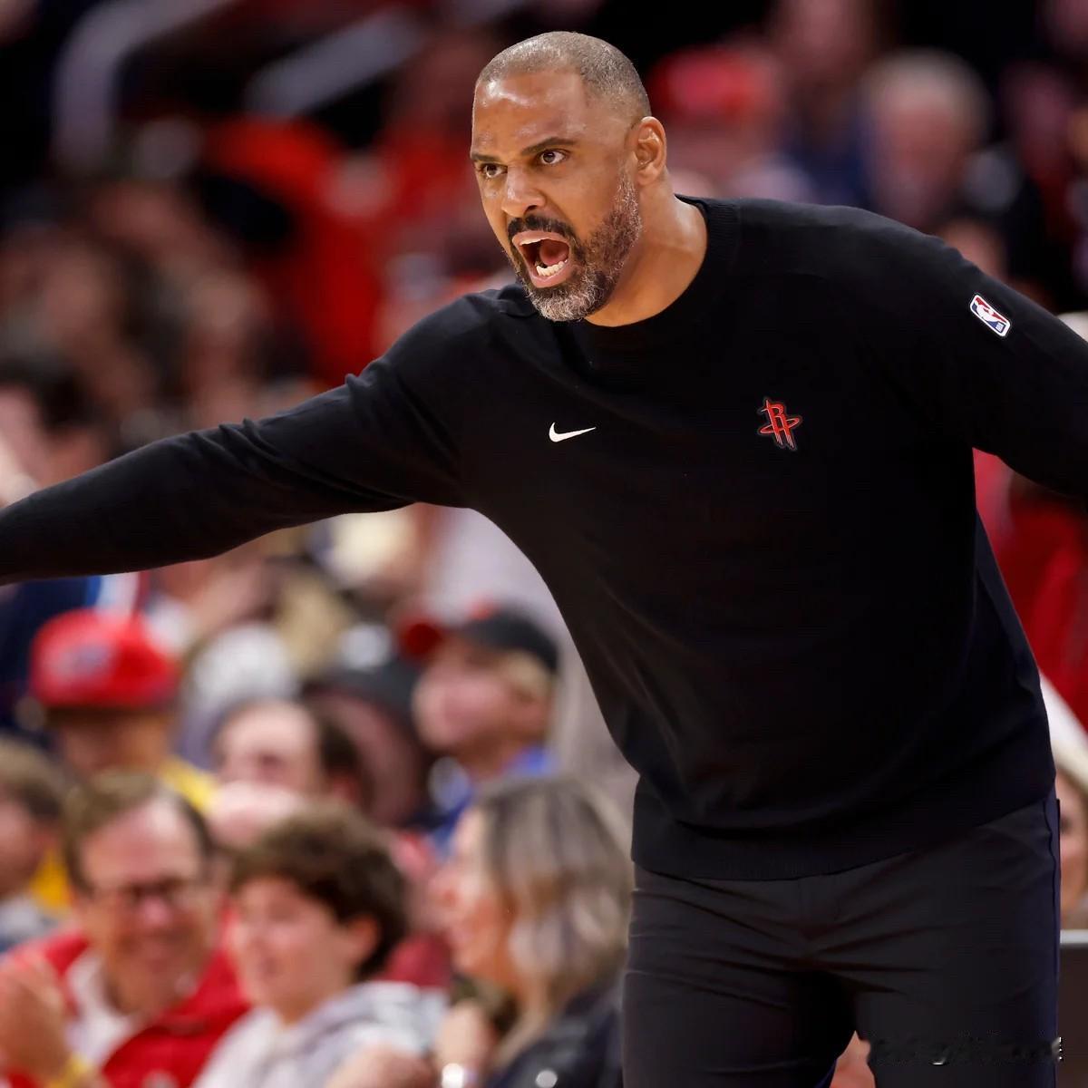 乌度卡的临场，真差！
火箭98-111输国王，三连败啊！被三连胜的太阳反超，跌入