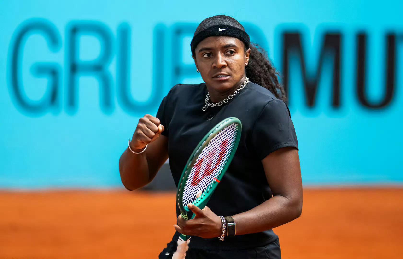 萨巴伦卡逆转进马德里八强萨巴伦卡15连胜 马德里赛两位四满贯得主对决，萨巴伦卡以