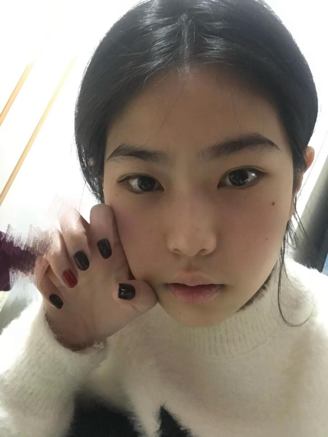 淡淡的一天 浓浓的美甲