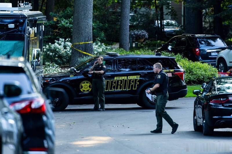 美国密歇根州民宅火灾致8人死亡 6名儿童遇难 部分遗体发现枪伤海外新鲜事 美国密