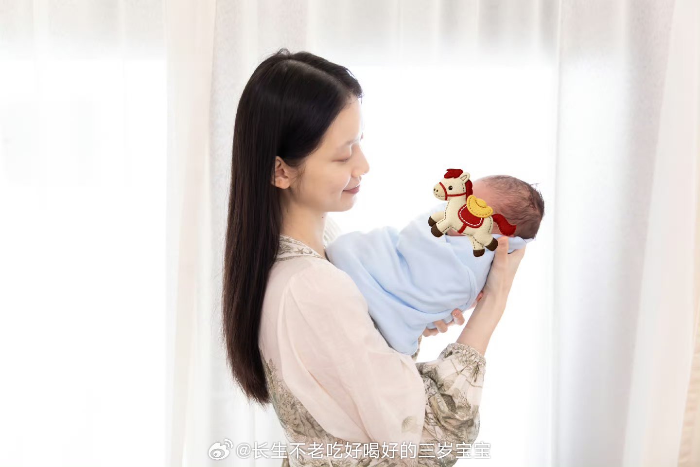 孙伊涵当妈这保密工作绝了，从恋爱到生娃零路透，姐姐你是懂怎么给我们惊喜的！ 