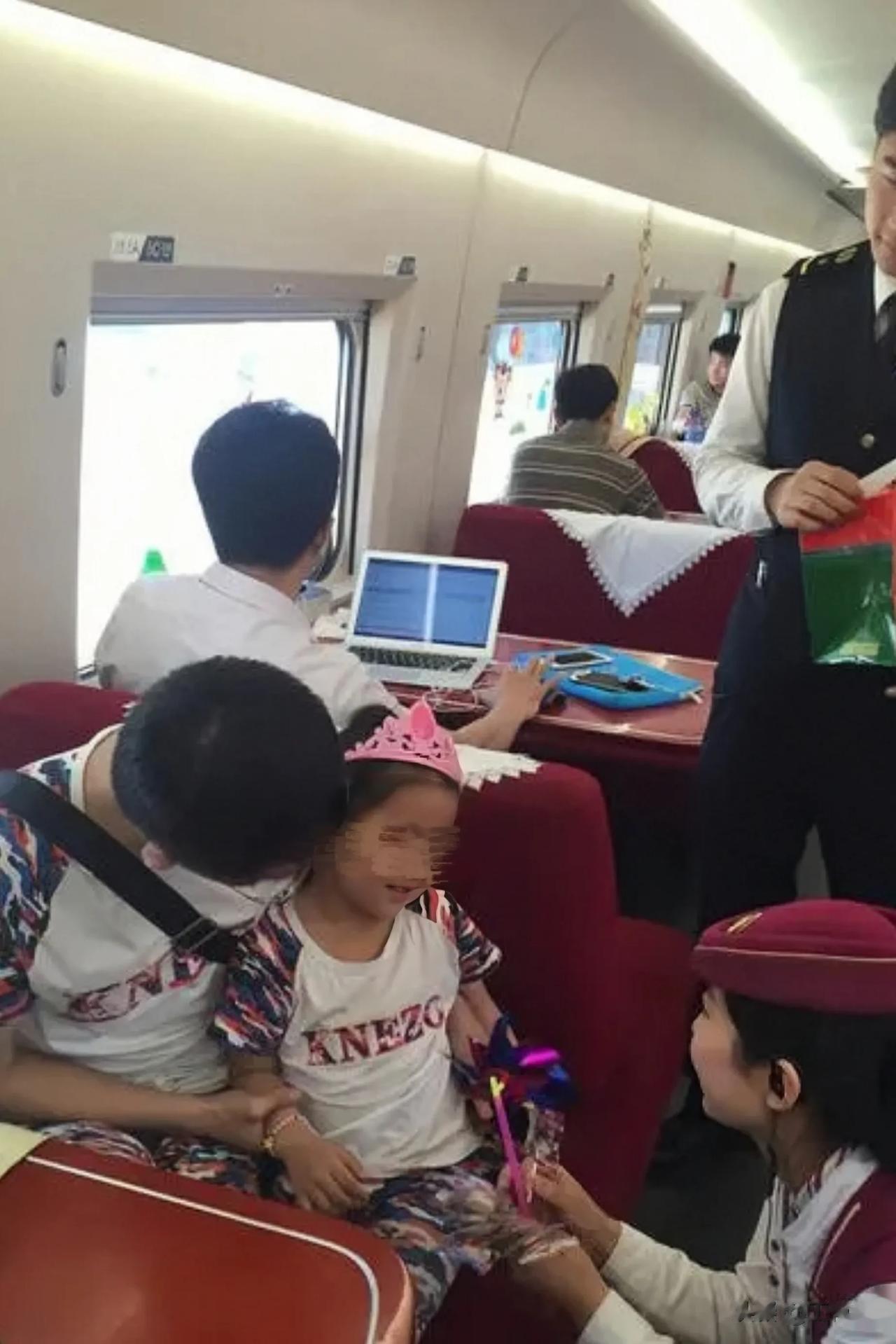 铁道部这一“麻烦”决定，值得国人欢呼！

据“手机光明网”消息，从7月20号起，