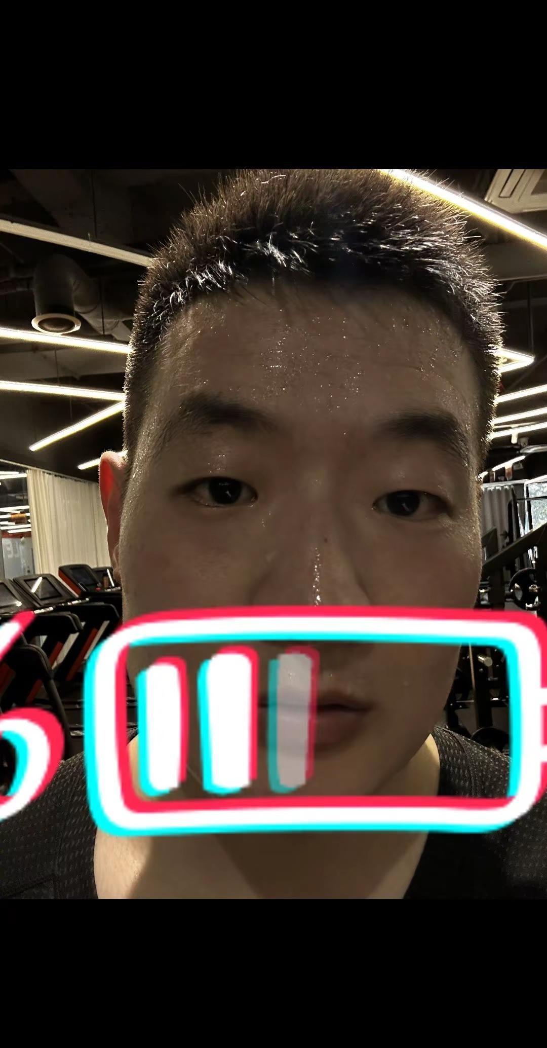 《叔的记录本10》 9月8日 天气晴 刷到一个片段孙远翥：孙雨，我将于人世外看你