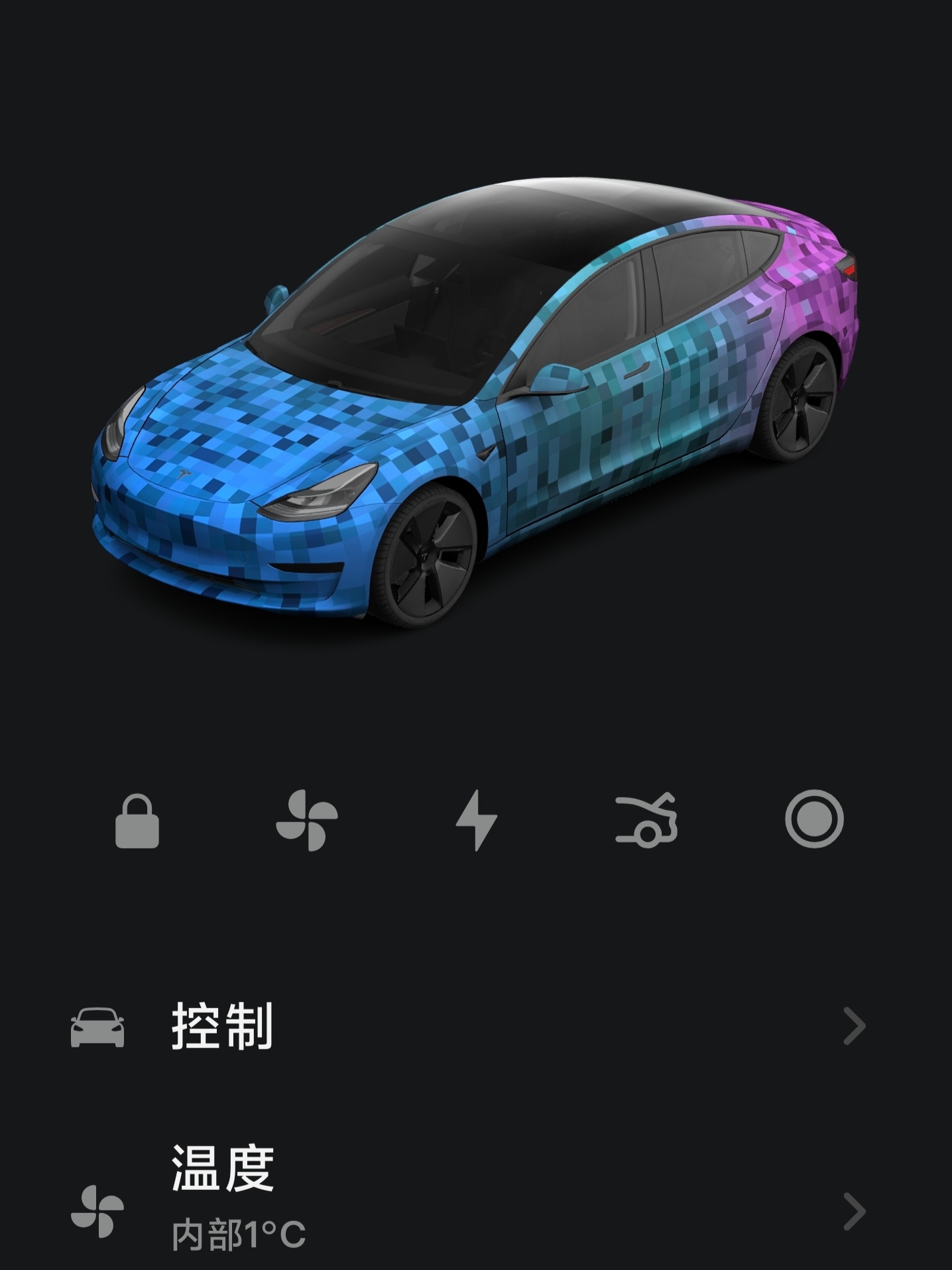 特斯拉刚更新的喷漆车间这款新贴膜，和iQOO Neo10 Pro+『超级像素』风