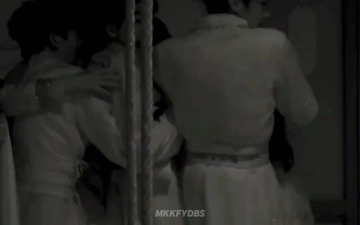 许凯娜扎超长售后许凯自己害怕还想着保护娜扎密室大逃脱 关灯那瞬间许凯明显慌了一下