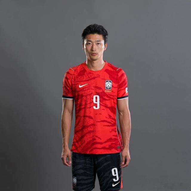韩国足球代表队名单 韩国队美加墨世界杯定妆照——前锋篇7-孙兴慜9-曹圭成18-