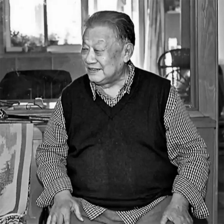 庞天仪（1927.02—2024.05.15），河北曲阳人。1941年5月参加革