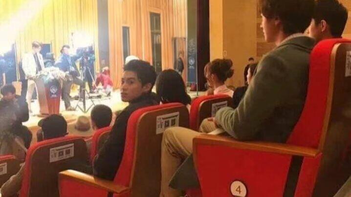 棣月系 这是他们流星花园然后西门作为代表演讲的时候没见过的照片 常刷常新  棣月