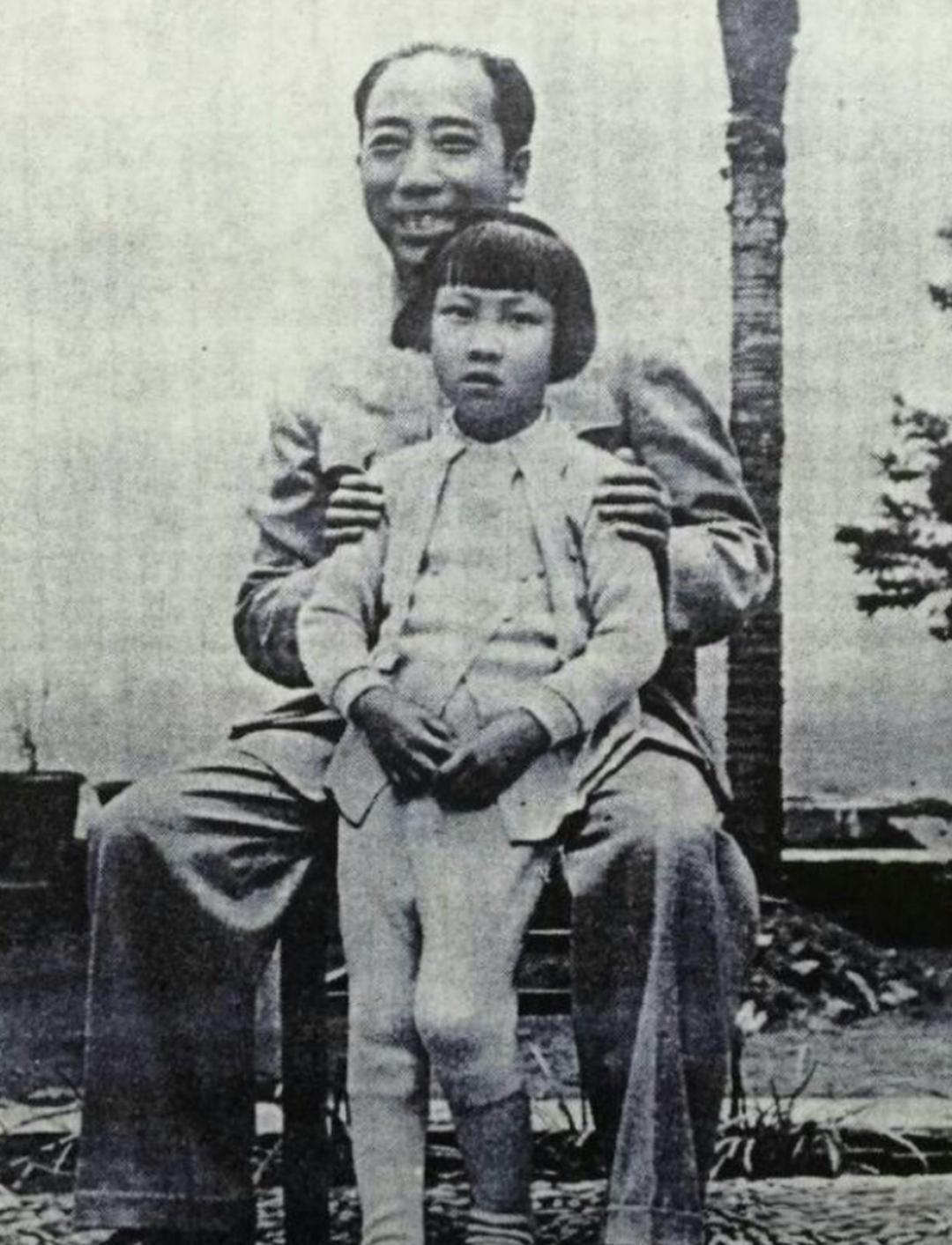1937年，军统击毙工藤由纪子的丈夫，戴笠却把工藤由纪子安置在军统招待所，戴笠连