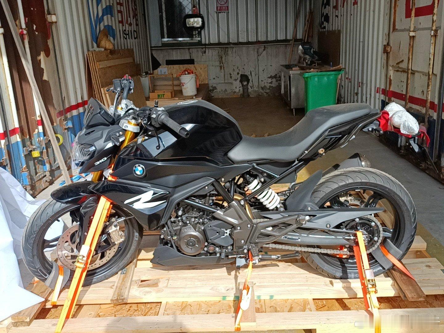 退烧了，卖摩托车全新未上牌 宝马 G310R23款满功率电子油门未阉割版23年2