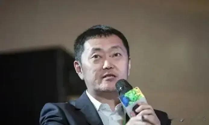 他因肺癌去世后，留下了1038亿身家，可谓是生不带来死不带去，奇怪的是他确诊后，