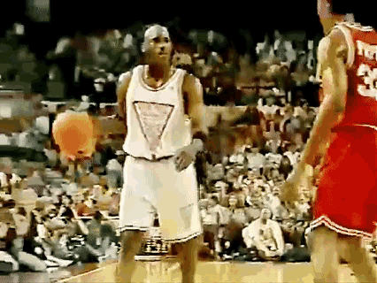 乔丹退役之后，他的个人影响力究竟有多强？
1994年，皮蓬举办慈善比赛，门票根本