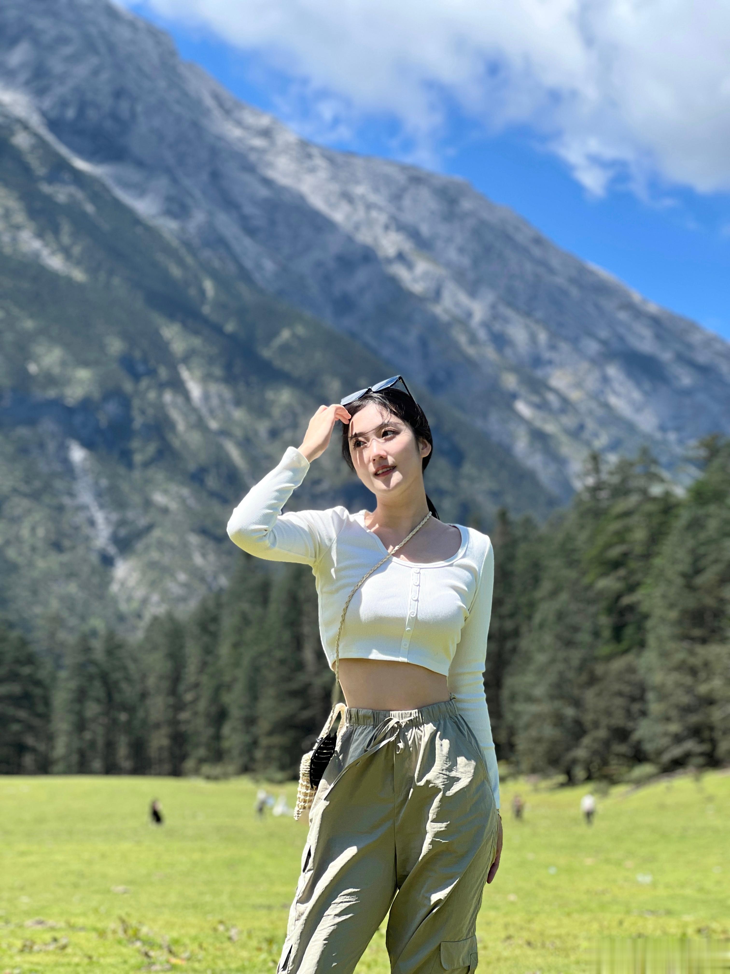 与⛰️融为一体  ​​​