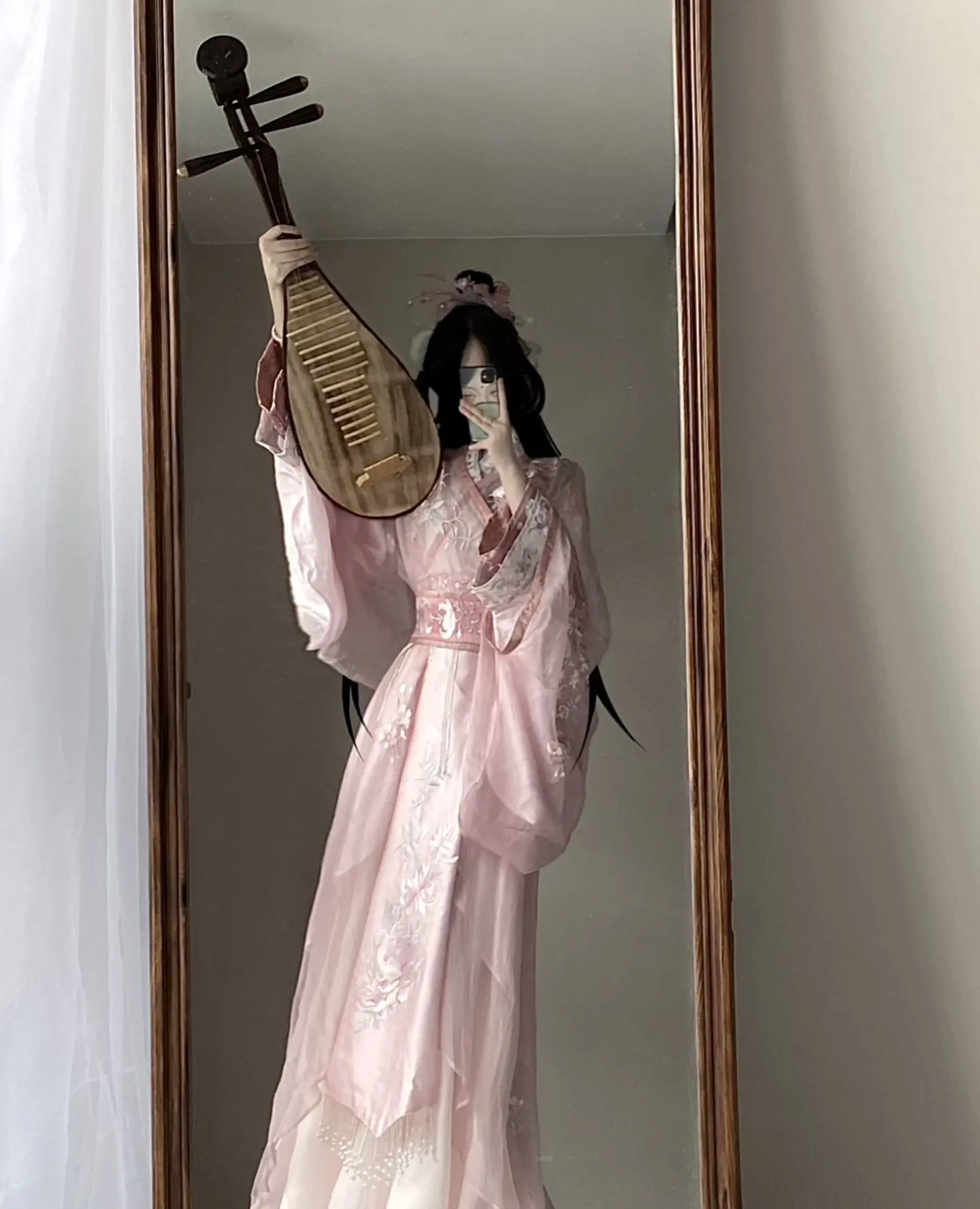 “任武林谁领风骚我却只为你折腰”