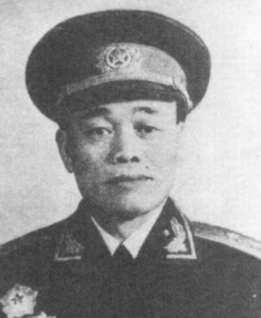 1975年兰州军区政委冼恒汉致信组织，坦言与韩先楚的合作经历并不愉快
1973年