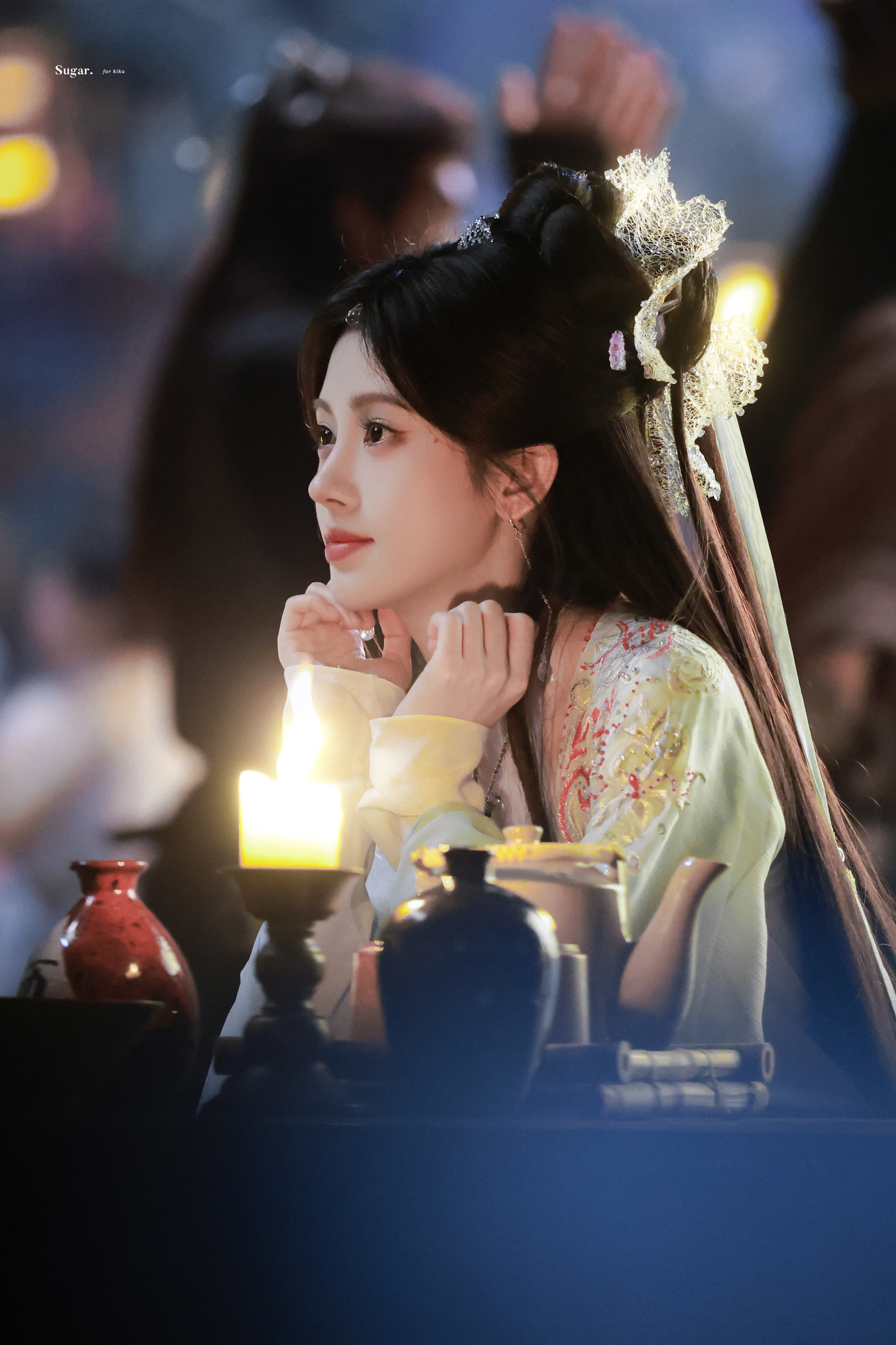 鞠婧祎[超话] jjy鞠婧祎 jjy鞠婧祎阿黛 “星星在夜晚散落，太阳渐渐聚集橘