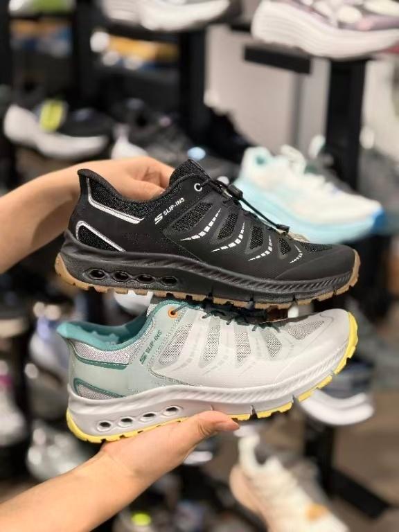 斯凯奇24号大促，和官旗价差能超过100，官方发货，溯溪鞋超级漂亮，有需要的评论