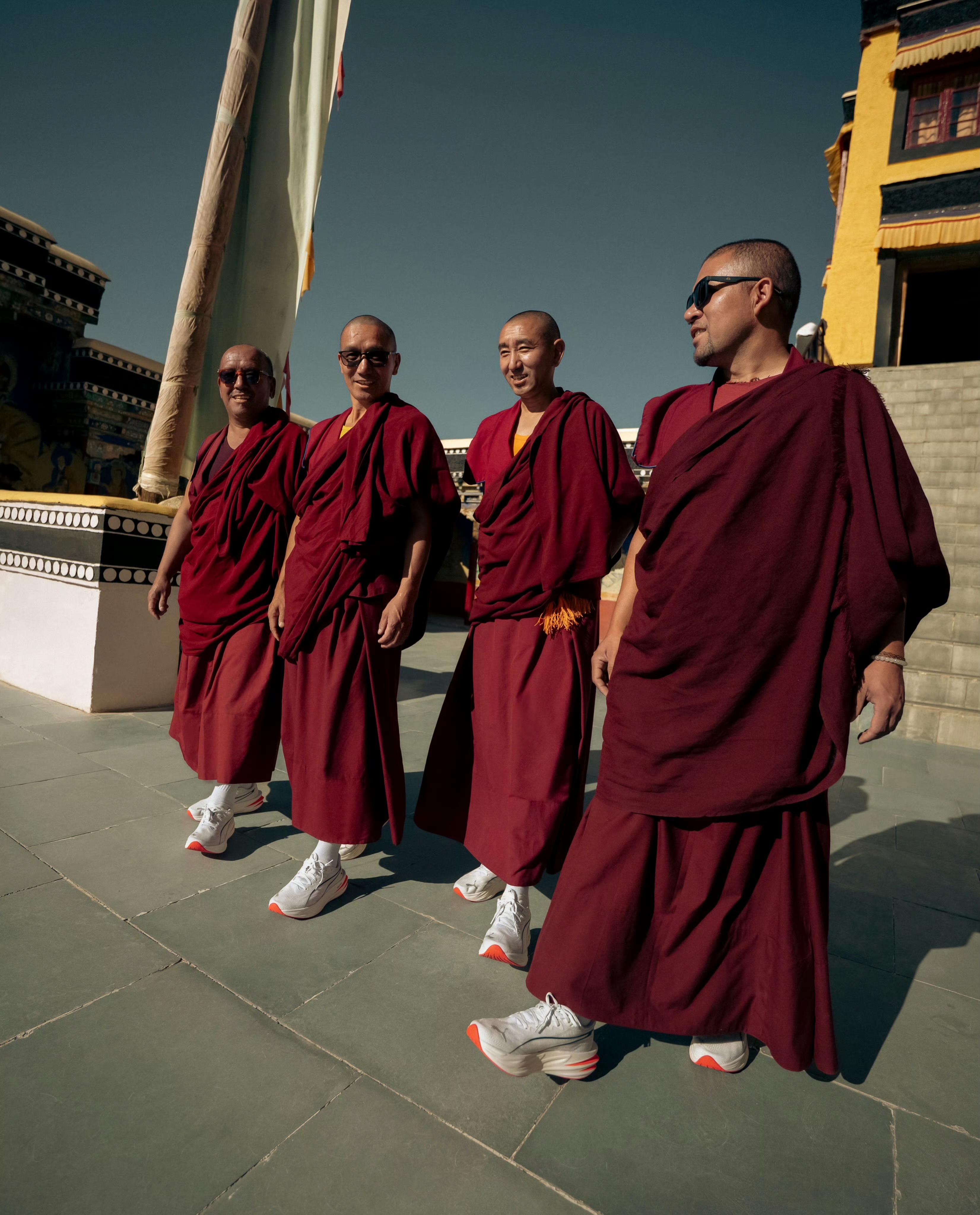 PUMA 推出「Meditation in Motion」企划，邀请寺院僧侣穿上