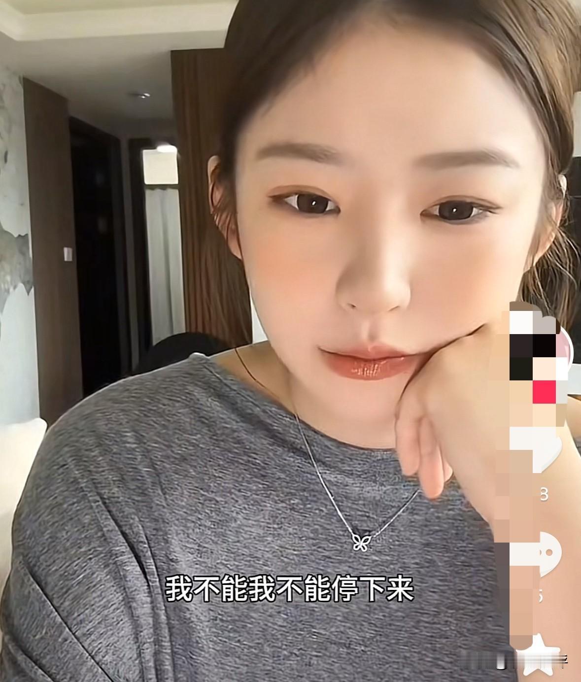 前段时间，黄一鸣停更十几天去旅游，大家都觉得她这次出行肯定轻松又开心。但她近日回