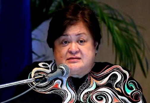 菲律宾外长站出来，对着全世界撂下一句话：我们国家的石油，只够烧40天了。

话音