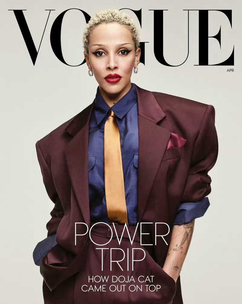 美版Vogue 上半年封面，只有四张，一二三个月合并春季刊，六七合并夏季刊，歌手
