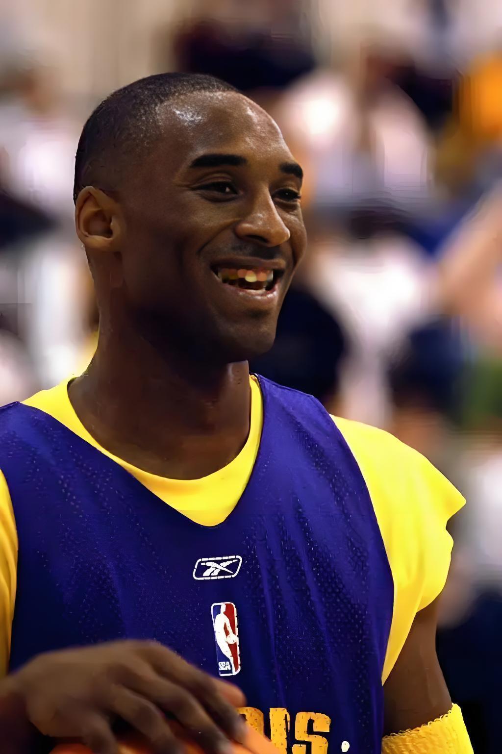 凌晨四点🕓💜💛科比KobeBryant凌晨四点 ​​​