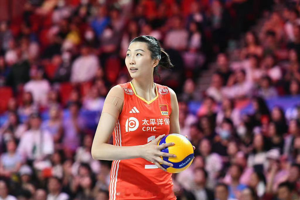 奥运冠军袁心玥开启教师生涯 29岁的中国女排奥运冠军袁心玥，确认将执教南开大学体