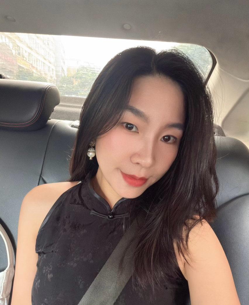 瘦子穿旗袍完全没有优势😛 ​​​