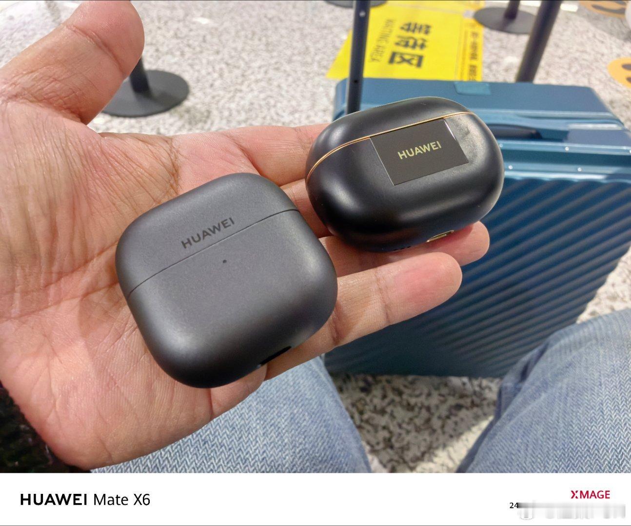 出门在外的，必带这两款耳机🎧！FreeBuds Pro4可以降噪隔绝飞机高铁噪