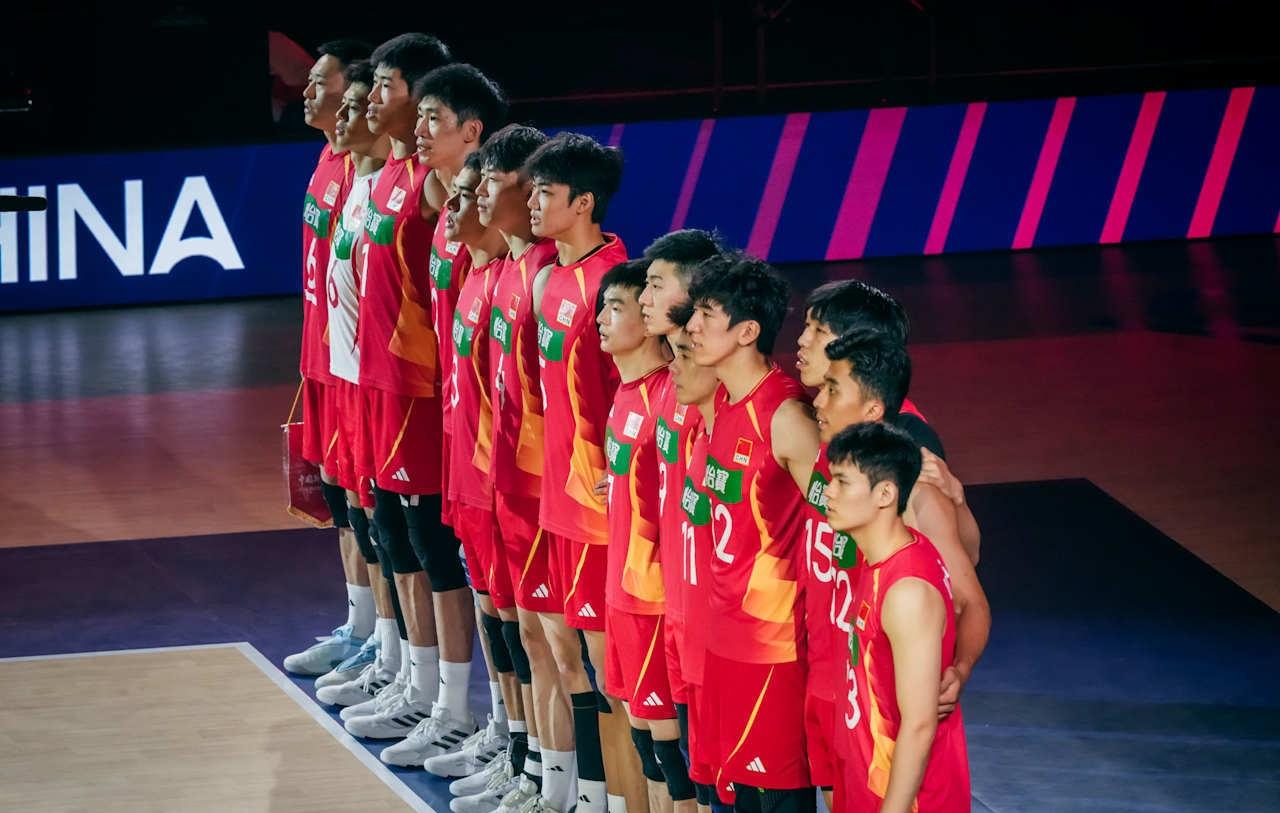 李咏臻这一局拦3个了！[666][666]

中国男排vs韩国男排2026男排亚