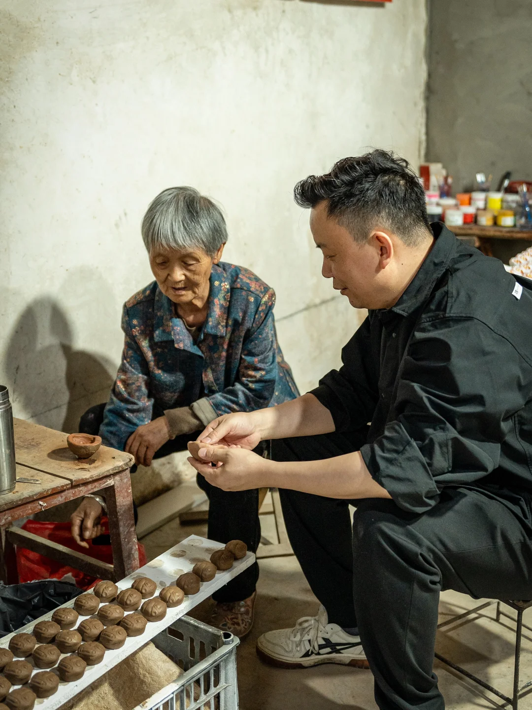 在2毛钱的时代，她用泥巴供出了个北大生