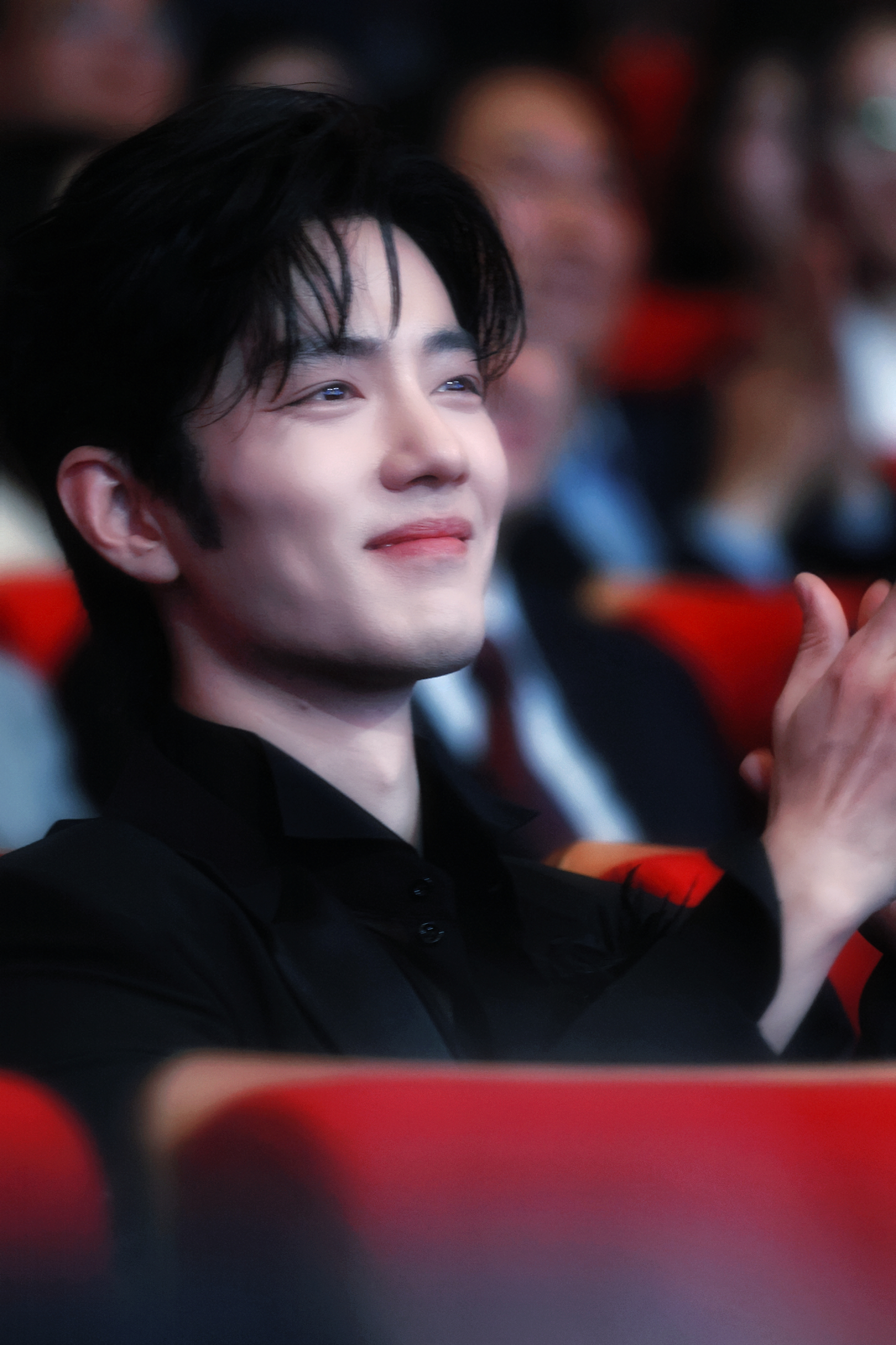 还会有许多这样喜悦丰收的时刻 在数不尽的明天