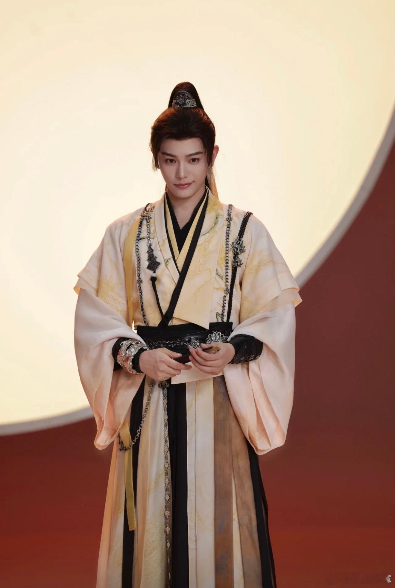 侯明昊 丁禹兮慕子期是又谁的一辈子？ 