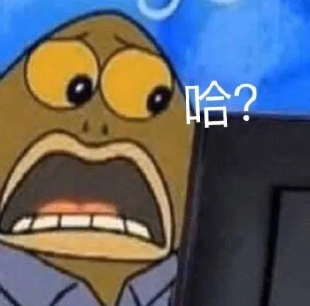 刘涛过去跟被人群挤着的阿姨握手，然后被另一个人用力扯住手腕还挣不脱