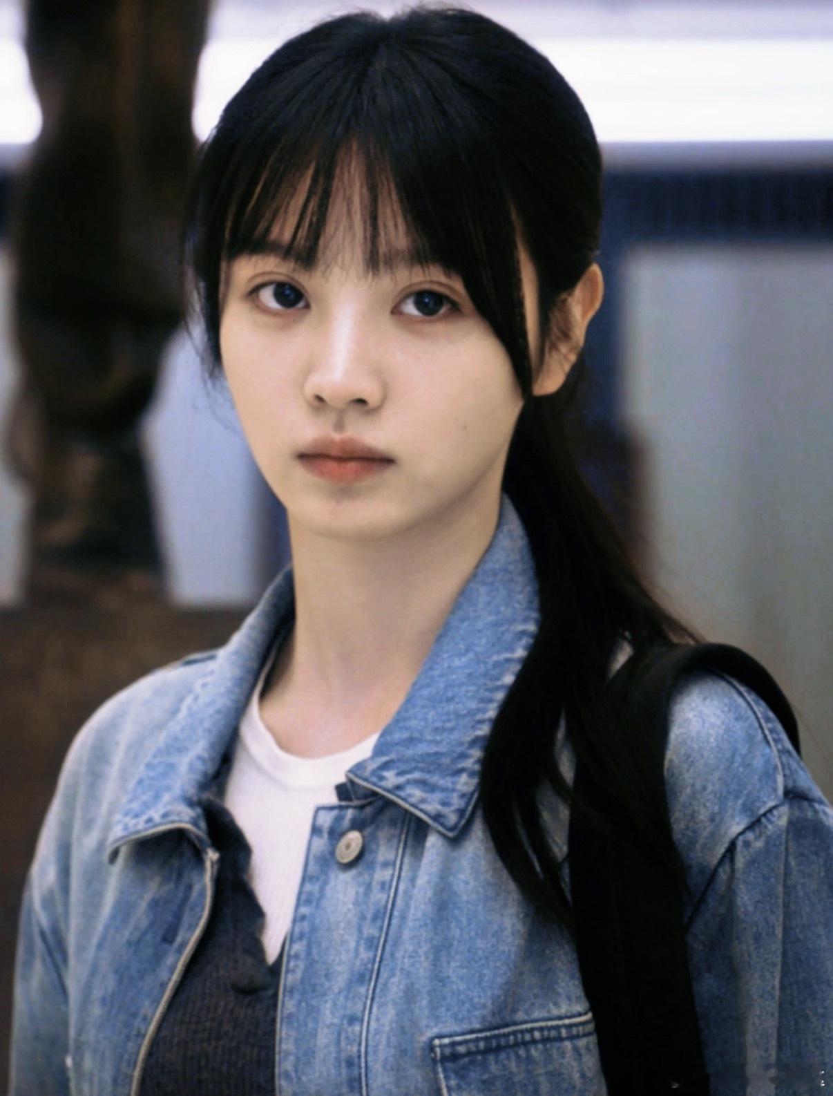 田曦薇 记得给我开美颜跟田曦薇当同事显得我很呆低智商犯罪田曦薇你是懂拿捏的！素颜