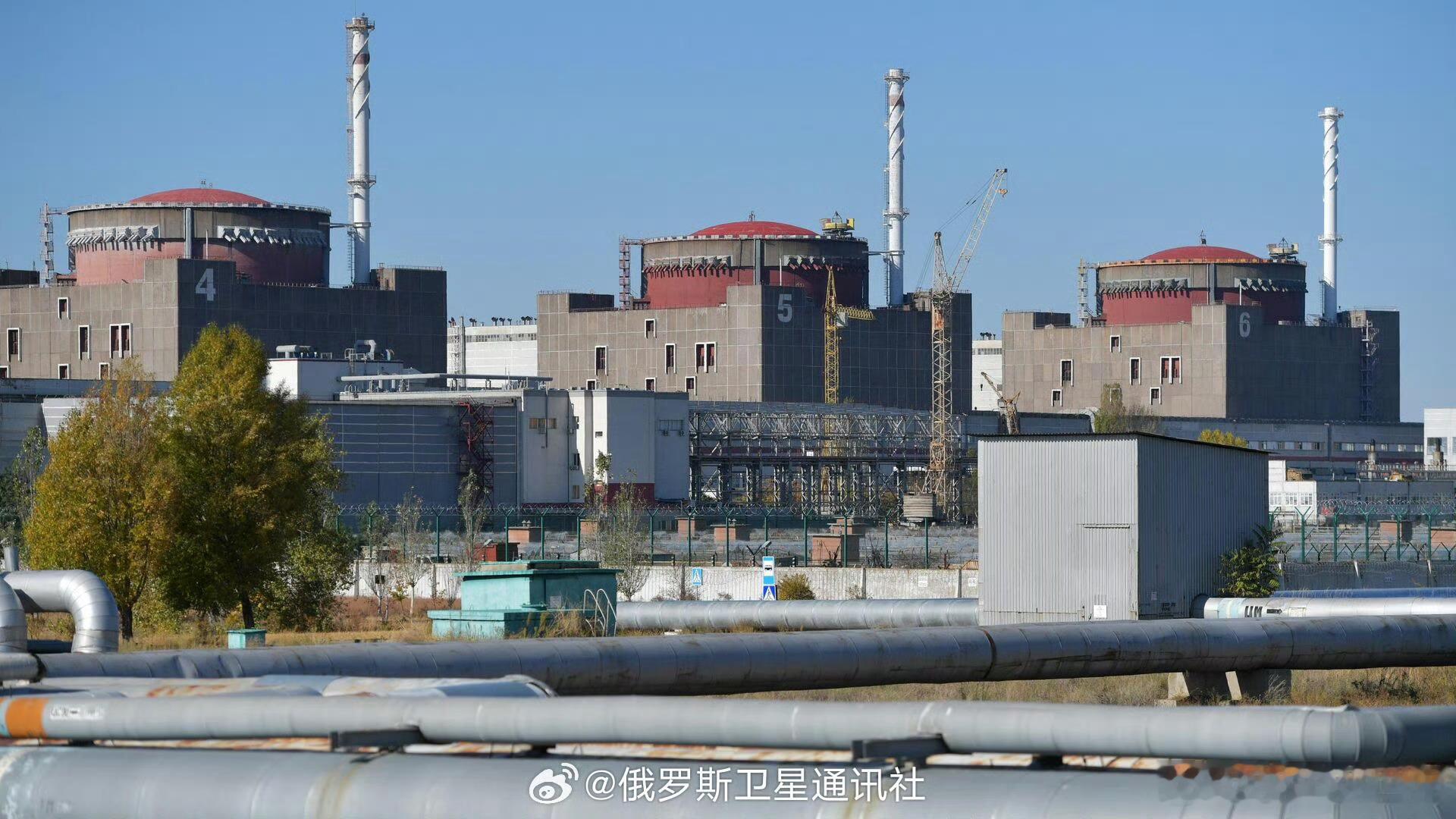 【乌克兰武装部队袭击扎波罗热核电站的运输车间】据扎波罗热核电站新闻处消息，乌克兰