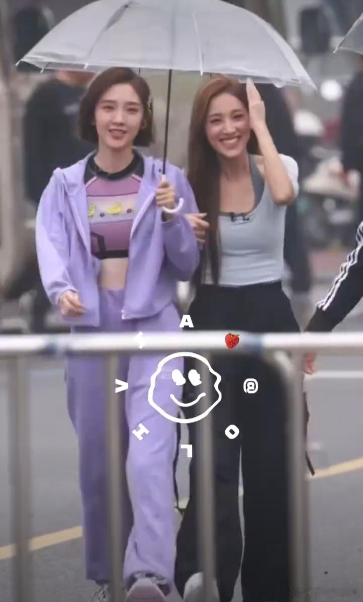 二公小考高光时刻！姐姐们练习室全开麦挑战超稳，这进步速度爱了～浪姐今日二公小考乘