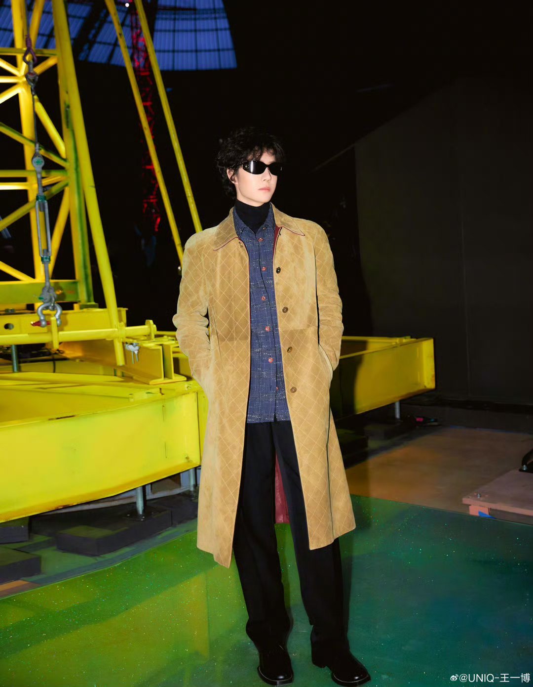 王一博合同26年10月到期 无论续约与否都尊重王一博的选择，相信他的决定。粉丝就