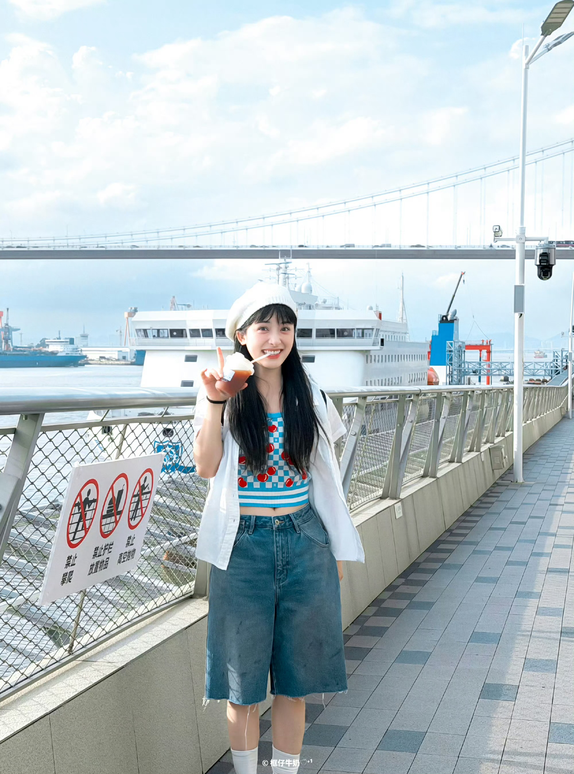 沈月沈月但愿人长久沈月 “如果有天使 那它可不可以给我一点能量 可不可以给我一个