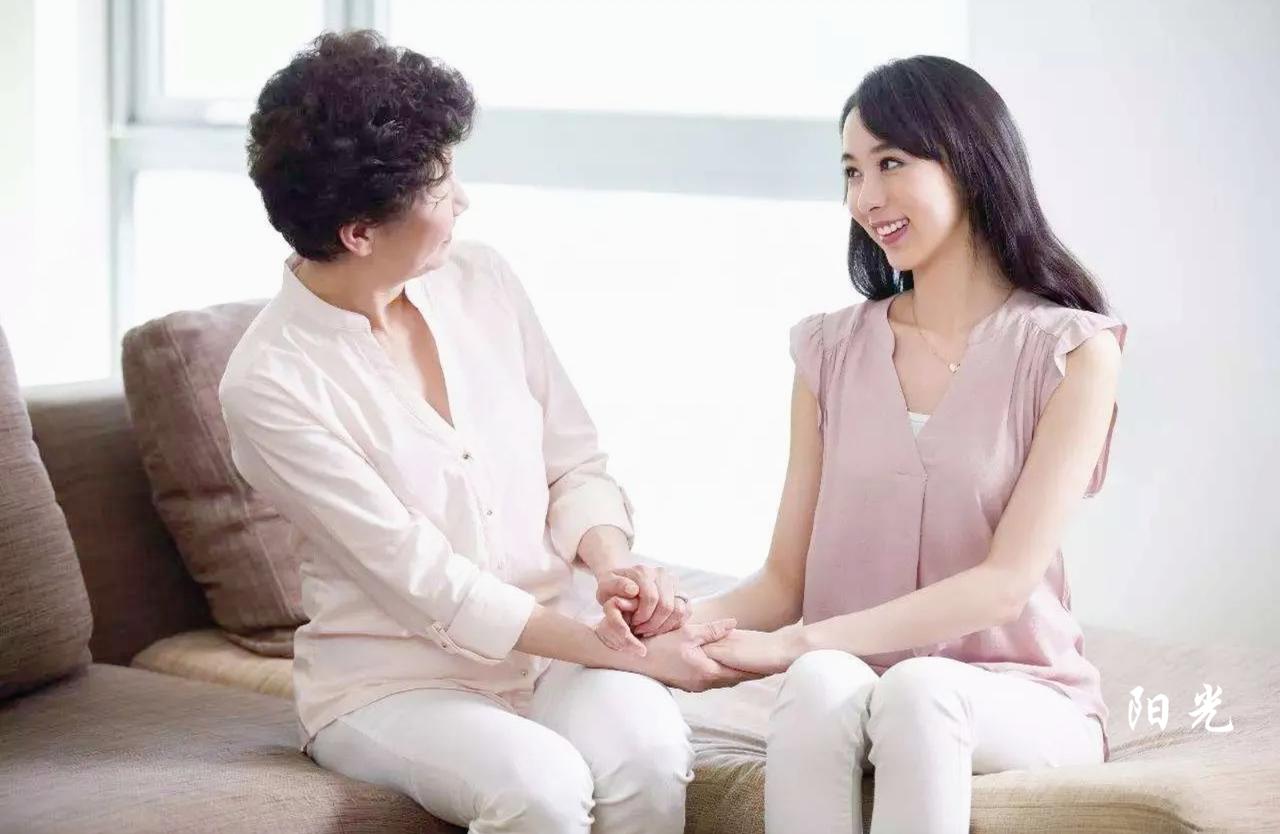 媳妇在婆媳关系中以智慧重塑家庭和谐
作者/阳光  情感原创首发
在中国传统家庭伦