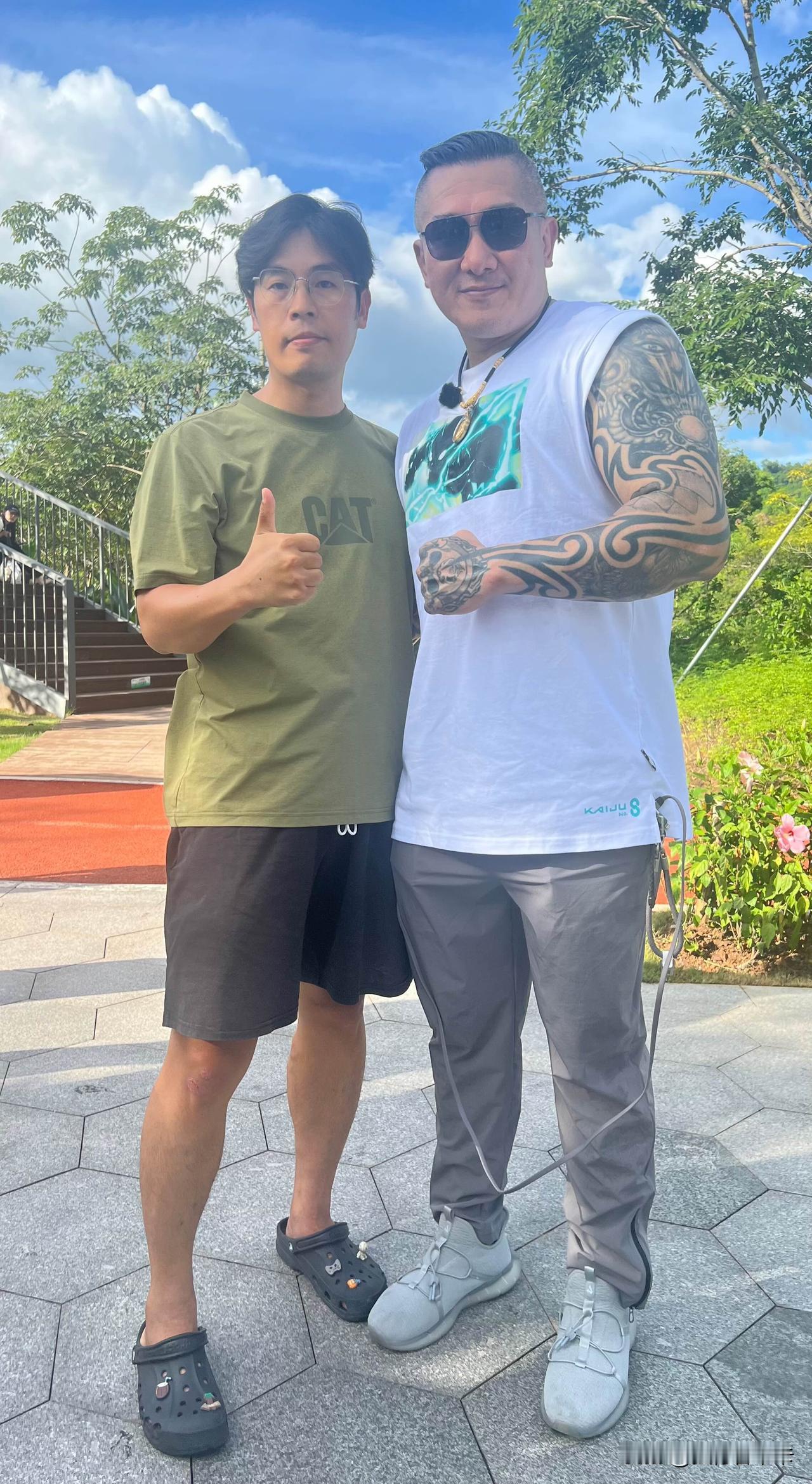 那天在YT看到馆长在笔架山直播无人机送外卖；我刚好坐10号线经过，索性上去看看。