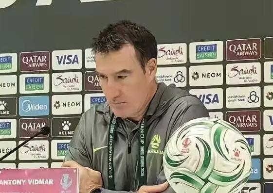 输给中国队后，澳主教练吐槽国足70年代打法

赢球还被人嫌弃打法土，这事也就澳大