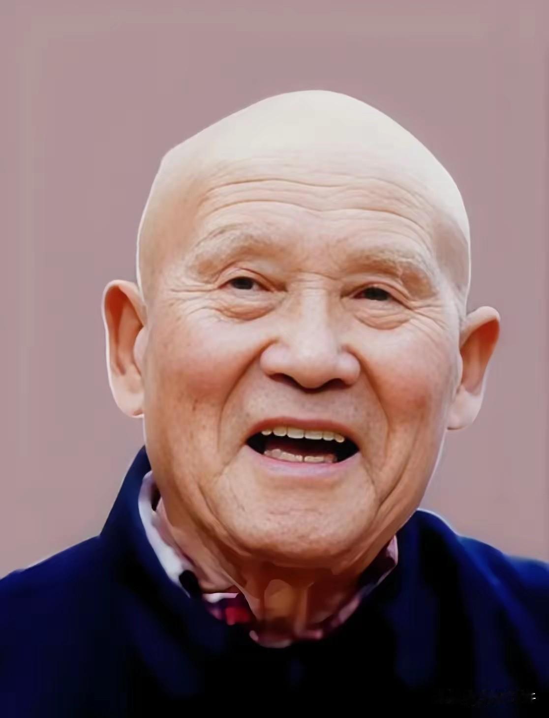 他是中国最长寿的老红军，没有之一。47岁才参军，63岁才娶上媳妇，66岁当爹，一
