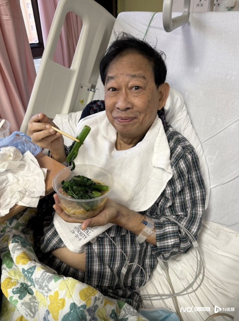 #黎彼得晚年拮据干儿子黄宗泽曾资助#【香港殿堂级填词人黎彼得离世，享年76岁】#