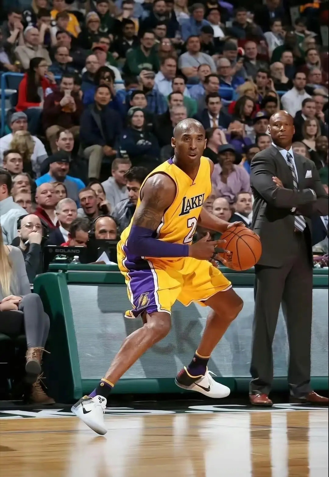 凌晨四点🕓💜💛科比KobeBryant凌晨四点