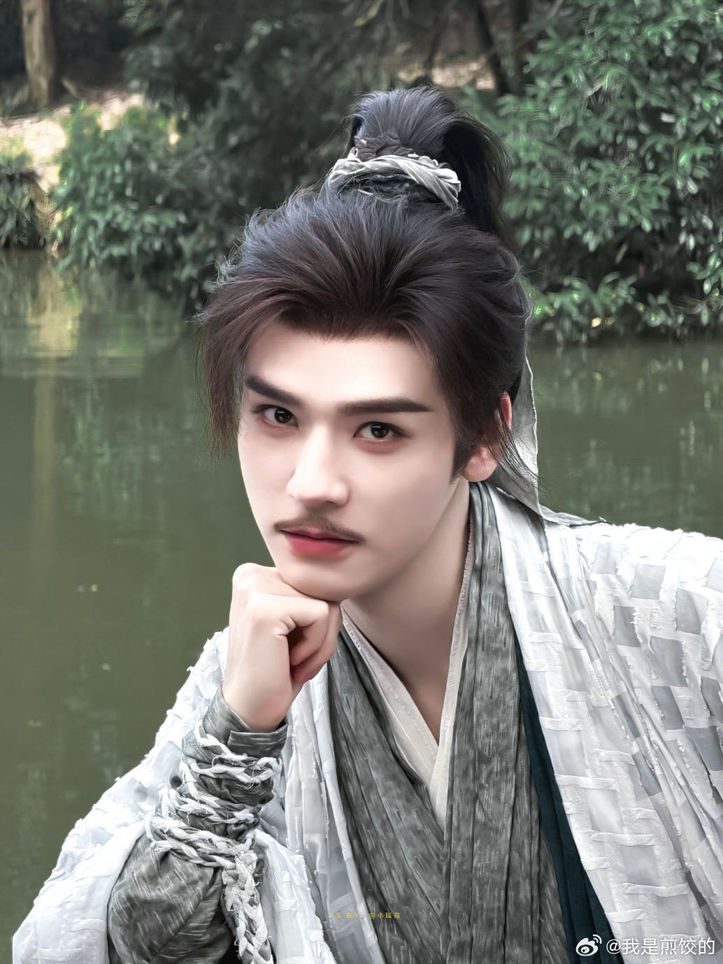 龚俊谁还没发现龚俊这个宝藏，业务靠谱性格有趣，入坑体验感满分～