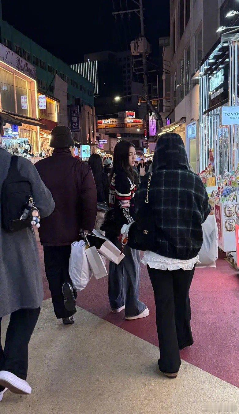 都在嗑曾舜晞白鹿～