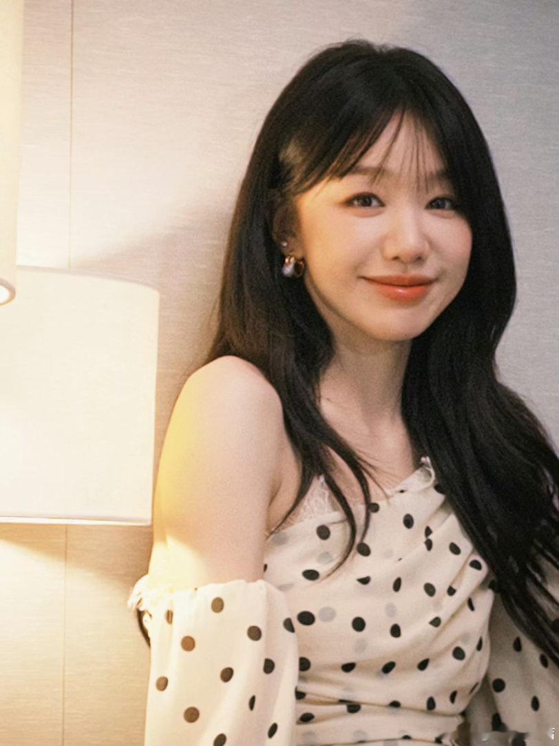 徐梦洁一公排名 排在第8位，在31位姐姐里属于上游。前面几位姐姐话题度确实高，能