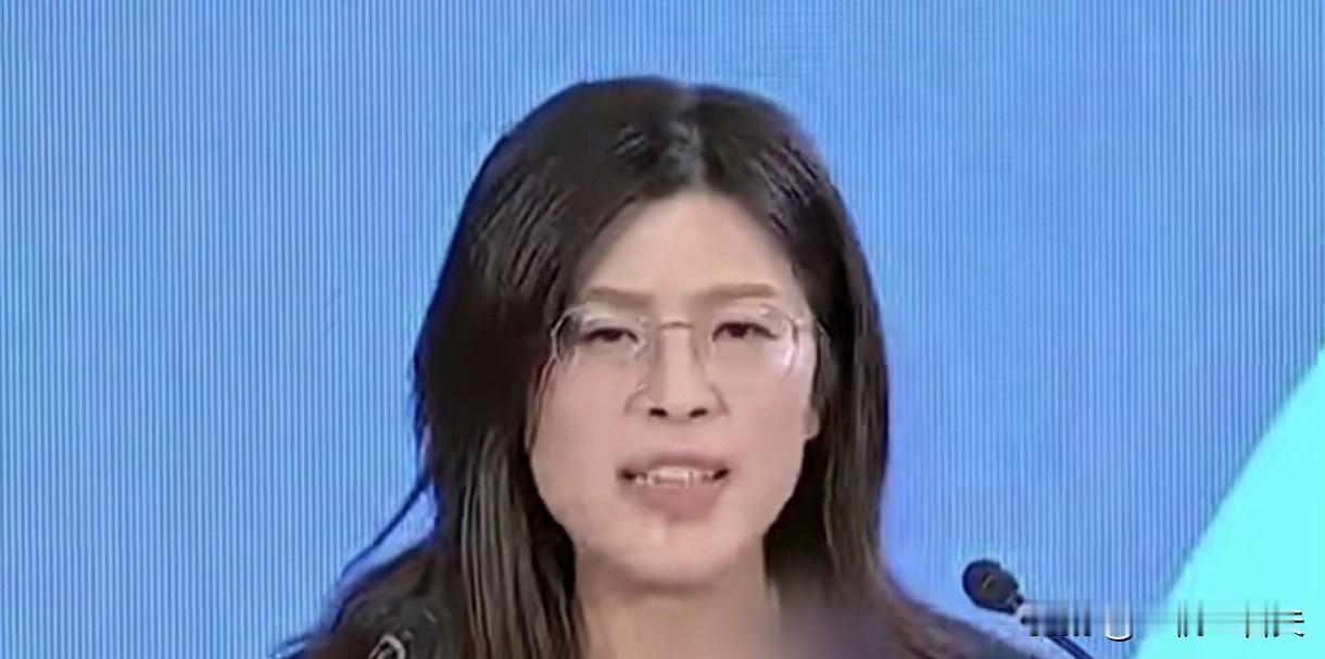 国民党主席郑丽文在中山陵
大堂颤抖着声音哽咽地表达
  [微风][微风][微风]