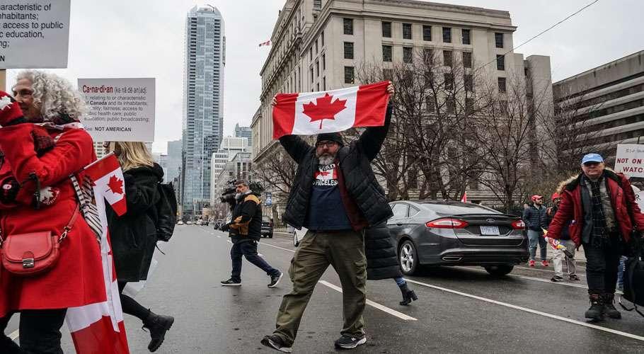多伦多美国领事馆外传出枪声，调查正在进行中。

有报道称，多伦多的美国驻多伦多总